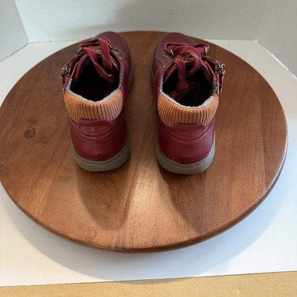 Clarks Nalle Mid Women's Leather Waterproof Boot size in Wine.  New w/o box. - Picture 4 of 16